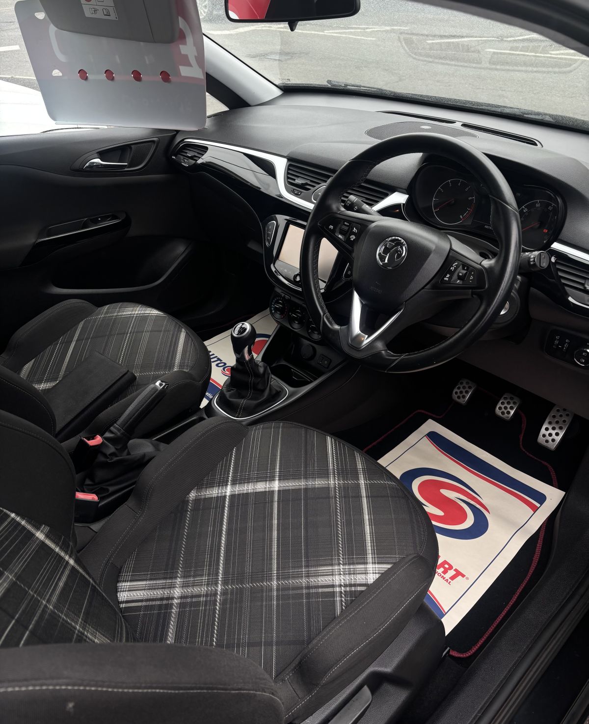 Corsa Vauxhall 2015