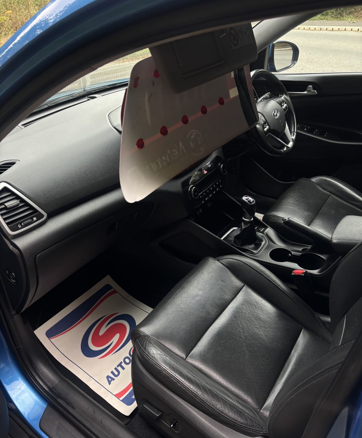 Hyundai Tucson Premium Blue Drive 2WD CRDi